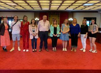 Alumnos internacionales de hostelerÃa y turismo visitan el Ayuntamiento de Móstoles Alumnos internacionales de hostelerÃa y turismo visitan el Ayuntamiento de Móstoles