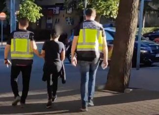 Detienen en Móstoles a tres mujeres que robaban por el método de la siembra Detienen en Móstoles a tres mujeres que robaban por el método de la siembra