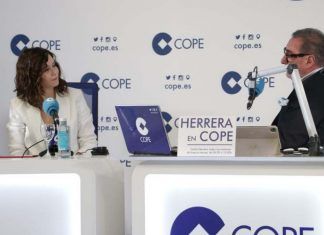 La Cadena COPE ha emitido ‘Herrera en Cope’ desde Móstoles La Cadena COPE ha emitido ‘Herrera en Cope’ desde Móstoles