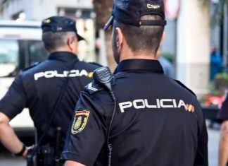 Detenido en Móstoles un violador que usaba Tinder para quedar y abusar de mujeres Un policía de Móstoles salva heroicamente la vida a un bebé