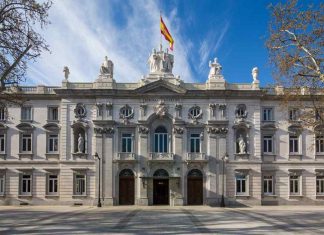 Condena de 17 años a un hombre por abusar de dos niñas a quienes enseñaba tenis en Móstoles Condena de 17 años a un militar por abusar de dos niñas a quienes enseñaba tenis en Móstoles