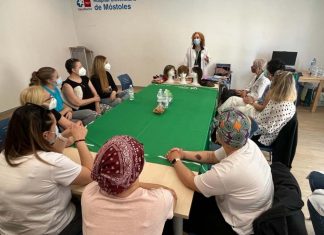 Talleres de estética para pacientes con cáncer en el Hospital de Móstoles Talleres de estética para pacientes con cáncer en el Hospital de Móstoles