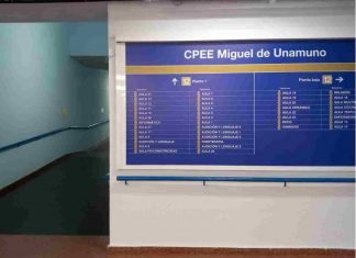 Un cole de Móstoles “convertido” en una estación de Metro Un cole de Móstoles “convertido” en una estación de Metro