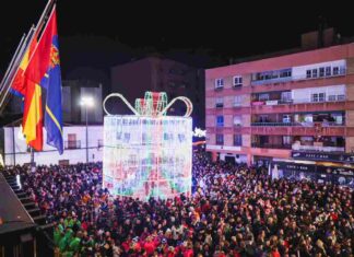 La Navidad motivo de enfrentamiento político en Móstoles La Navidad motivo de enfrentamiento político en Móstoles