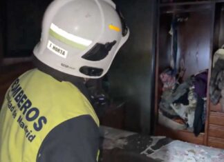 Desalojado un edificio a causa de un incendio en la calle San Antonio de Móstoles Desalojado un edificio a causa de un incendio en la calle San Antonio de Móstoles