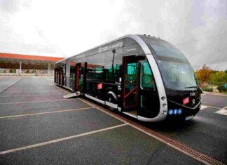 La Comunidad de Madrid estudia implantar el autobús del futuro en Móstoles La Comunidad de Madrid estudia implantar el autobús del futuro en Móstoles