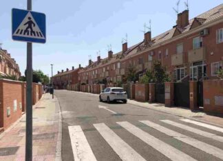 Detenida una mujer en Móstoles que captaba a jóvenes inmigrantes con la promesa de ser futbolistas Detenida una mujer en Móstoles que captaba a jóvenes inmigrantes con la promesa de ser futbolistas