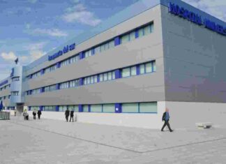 Llega el robot MAKO al hospital Puerta del Sur de Móstoles para mejorar las cirugías de rodilla Llega el robot MAKO al hospital Puerta del Sur de Móstoles para mejorar las cirugías de rodilla