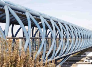 La pasarela de Móstoles Tecnológico sobre la A5 vuelve a estar abierta La pasarela de Móstoles Tecnológico sobre la A5 vuelve a estar abierta