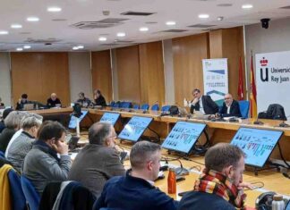Móstoles como sede de debate y análisis del sistema universitario Móstoles como sede de debate y análisis del sistema universitario
