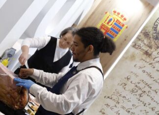 La Escuela de Hostelería Simone Ortega de Móstoles en FITUR La Escuela de Hostelería Simone Ortega de Móstoles en FITUR