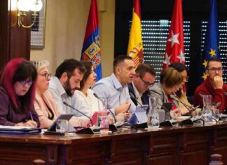 Más Madrid Móstoles llevará los programas de acompañamiento de mayores al Pleno Ordinario Más Madrid Móstoles llevará los programas de acompañamiento de mayores al Pleno Ordinario