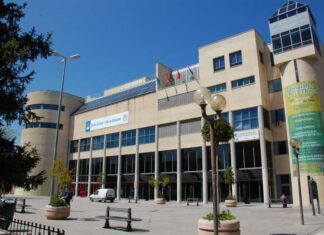 Orientando a los jóvenes hacia el futuro laboral en Móstoles con el evento XP Arena Orientando a los jóvenes hacia el futuro laboral en Móstoles con el evento XP Arena
