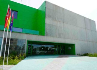 Podemos Móstoles propone que las ayudas sociales se gasten en el comercio local Podemos Móstoles propone que las ayudas sociales se gasten en el comercio local