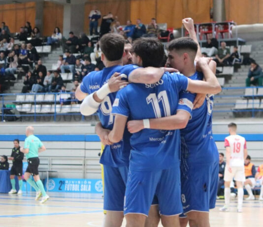 El FS Móstoles despide la temporada regular con derrota y ya piensa en los playoffs de ascenso El FS Móstoles despide la temporada regular con derrota y ya piensa en los playoffs de ascenso