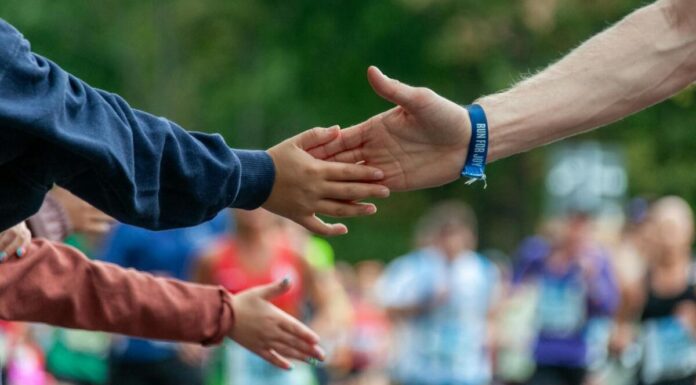 Ilumina Móstoles correrá este año por una causa solidaria Ilumina Móstoles correrá este año por una causa solidaria