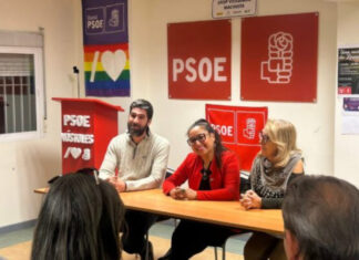 El PSOE de Móstoles organiza un servicio de información gratis para la regularización de personas migrantes El PSOE de Móstoles organiza un servicio de información gratis para la regularización de personas migrantes