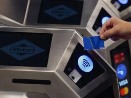 Los vecinos de Móstoles podrán pagar con tarjeta en los tornos del Metro desde el 1 de junio Los vecinos de Móstoles podrán pagar con tarjeta en los tornos del Metro desde el 1 de junio