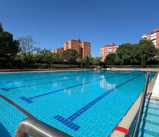 Piscinas abiertas, empleo a la baja y debate político: la actualidad de Móstoles en el podcast de mostoleshoy Piscinas abiertas en Móstoles
