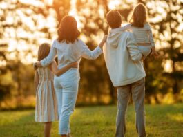 Madrid dará apoyo psicológico gratuito para las familias de Móstoles tras un diagnóstico de discapacidad Madrid dará apoyo psicológico gratuito para las familias de Móstoles tras un diagnóstico de discapacidad