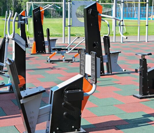 Podemos propone la instalación de gimnasios al aire libre en las calles de Móstoles Podemos propone la instalación de gimnasios al aire libre en las calles de Móstoles