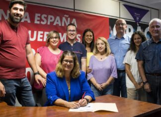 Noelia Posse y seis dirigentes más del PSOE de Móstoles dimiten de la ejecutiva del partido Noelia Posse y seis dirigentes más del PSOE de Móstoles dimiten de la ejecutiva del partido
