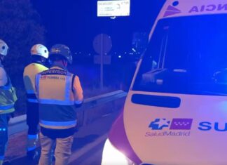Fallece una persona en la M-506 entre Móstoles y Parque Miraflores tras ser atropellado por un turismo Fallece una persona en la M-506 entre Móstoles y Parque Miraflores tras ser atropellado por un turismo