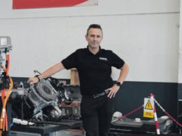 Manuel Sánchez, director general de Cars Marobe: «Me siento hijo adoptivo de Móstoles y defiendo su nombre por toda España» Manuel Sánchez, director general de Cars Marobe: «Me siento hijo adoptivo de Móstoles y defiendo su nombre por toda España»