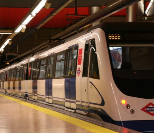 Nuevo corte en la Línea 6 de Metro que podría afectar a los vecinos de Móstoles: 12 estaciones afectadas Nuevo corte en la Línea 6 de Metro que podría afectar a los vecinos de Móstoles: 12 estaciones afectadas