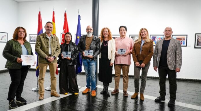 Hasta 1.000 euros de premio: el certamen fotográfico ‘Móstoles en fiestas’ ya tiene ganadores Hasta 1.000 euros de premio: el certamen fotográfico ‘Móstoles en fiestas’ ya tiene ganadores