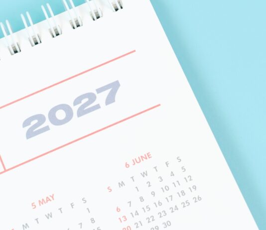 Ya es oficial el calendario laboral de 2027: todos los festivos de Móstoles ya son públicos Ya es oficial el calendario laboral de 2027: todos los festivos de Móstoles ya son públicos