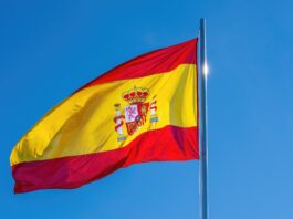 Banderas de España gratis en Móstoles para celebrar el DÃa de la Hispanidad: dónde y cuándo recogerlas Banderas de España gratis en Móstoles para celebrar el DÃa de la Hispanidad: dónde y cuándo recogerlas