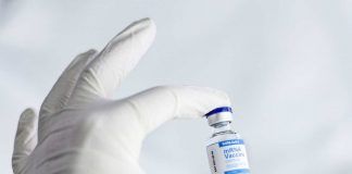 Los jóvenes de Móstoles de 16 y 17 años ya pueden autocitarse para vacunarse