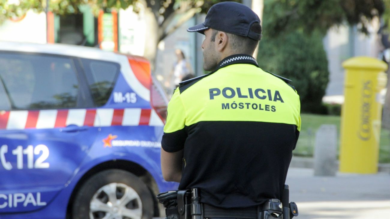 A través de la Unidad de Protección Social y Violencia de Género de la Policía Municipal. Móstoles implementa el programa del Agente Tutor