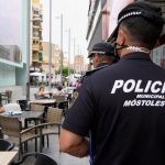 A través de la Unidad de Protección Social y Violencia de Género de la Policía Municipal. Móstoles implementa el programa del Agente Tutor