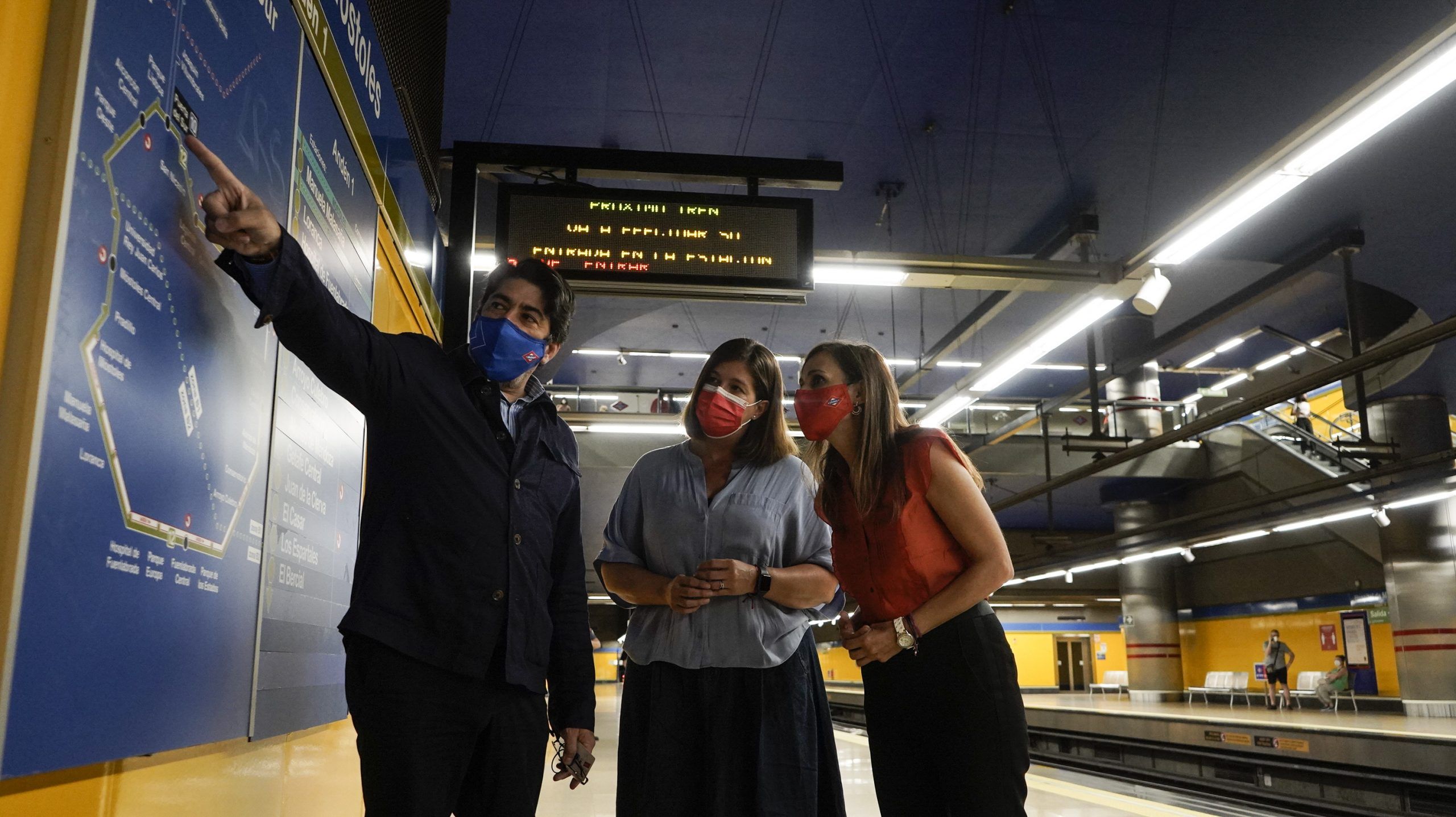 Las obras en el tramo de Hospital de Móstoles y Conservatorio han finalizado y se ha realizado la reapertura de las instalaciones. Los vecinos de Móstoles disfrutan de un Metrosur más rápido.