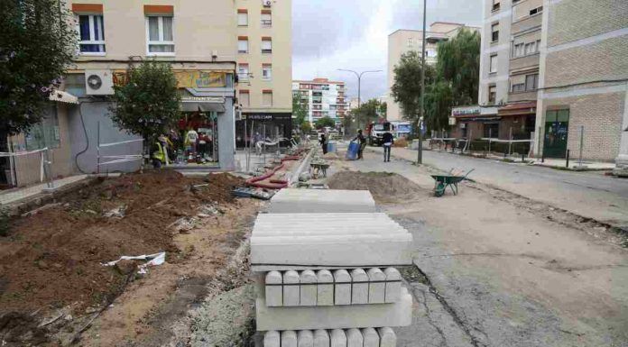 Móstoles inicia la remodelación de la calle Estocolmo y la Plaza Villafontana