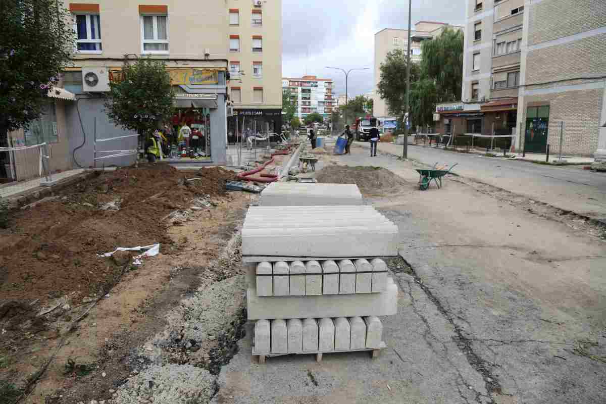 Móstoles inicia la remodelación de la calle Estocolmo y la Plaza Villafontana