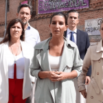 Rocío Monasterio visita Móstoles contra la okupación