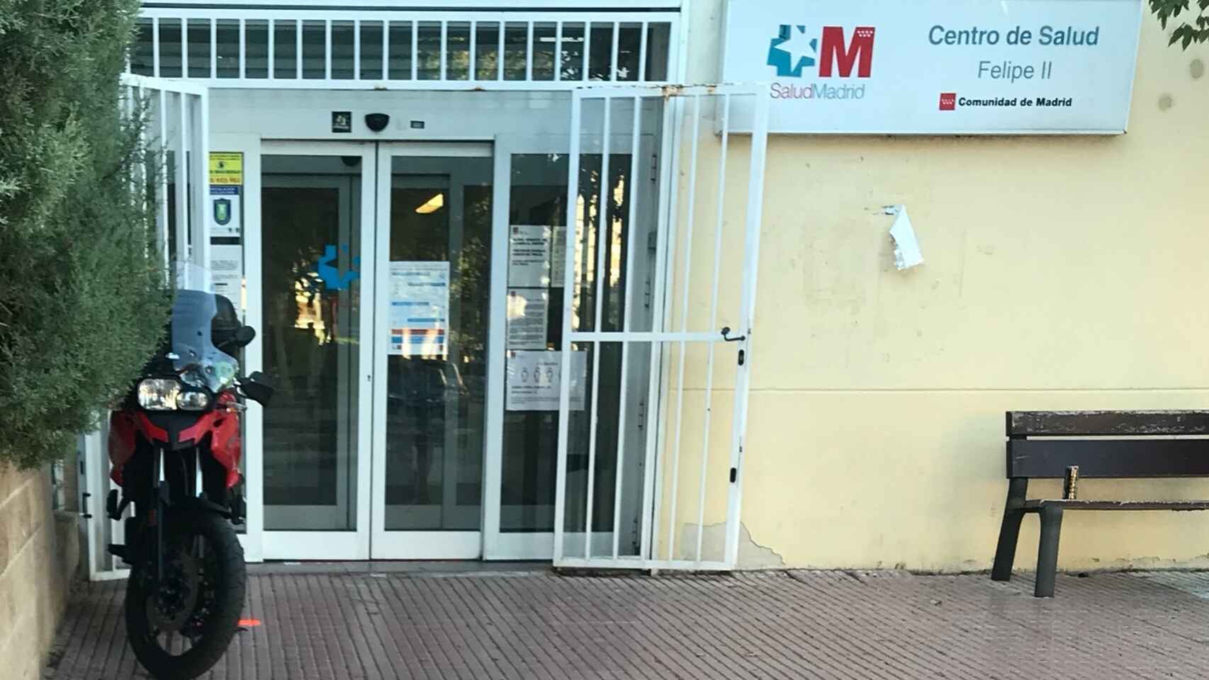 La alcaldesa de Móstoles preocupada por la situación de los centros de salud
