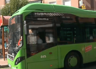 Con dos años y solo por las calles de Móstoles