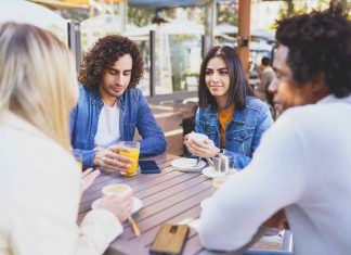 Móstoles suprime la tasa de terrazas y veladores de 2021