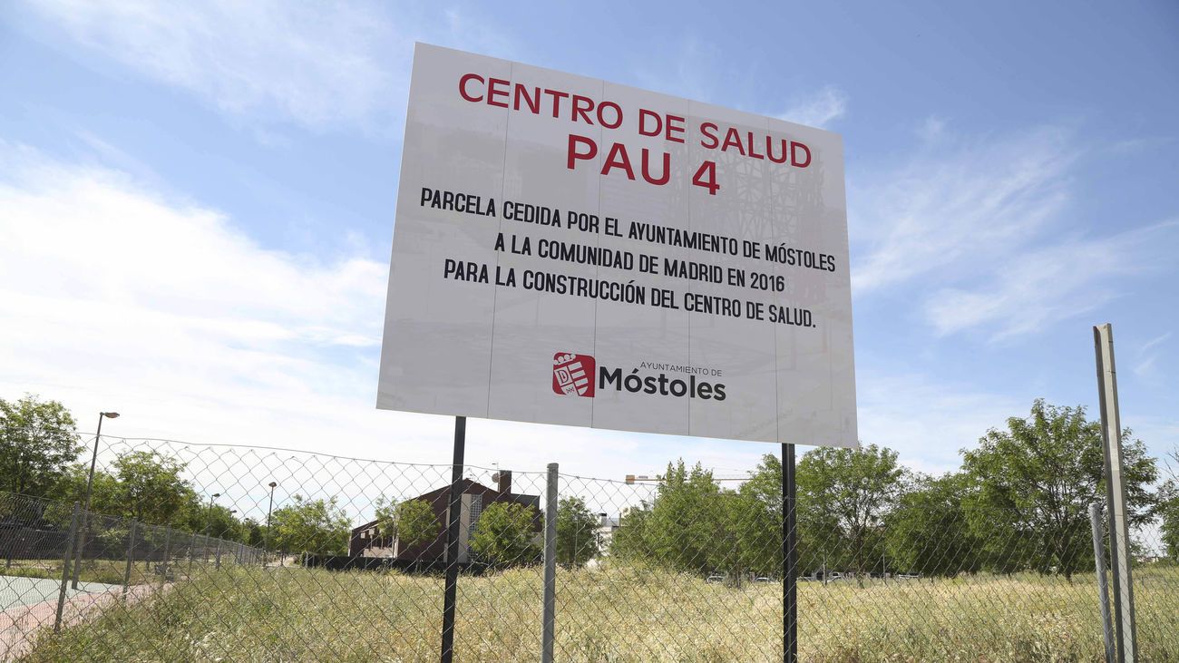 La alcaldesa de Móstoles denuncia la falta de presupuesto para el centro de salud del PAU-4