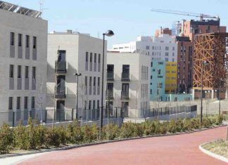 La alcaldesa de Móstoles denuncia la falta de presupuesto para el centro de salud del PAU-4