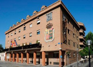 Las familias de Móstoles han recibido ayudas para material escolar