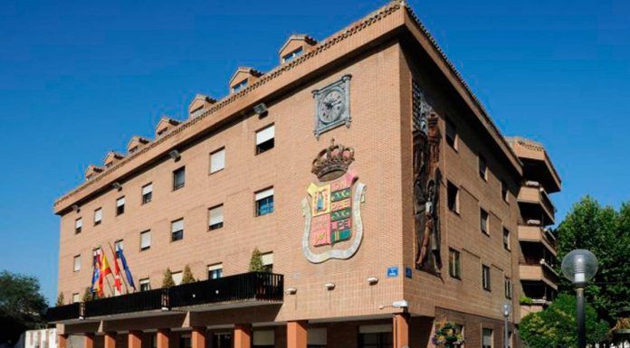 Las familias de Móstoles han recibido ayudas para material escolar