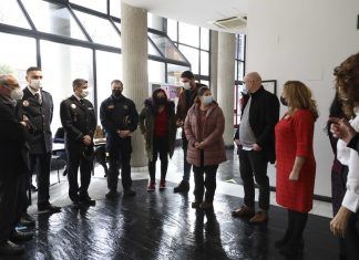 Homenaje a los trabajadores esenciales durante la pandemia en Móstoles