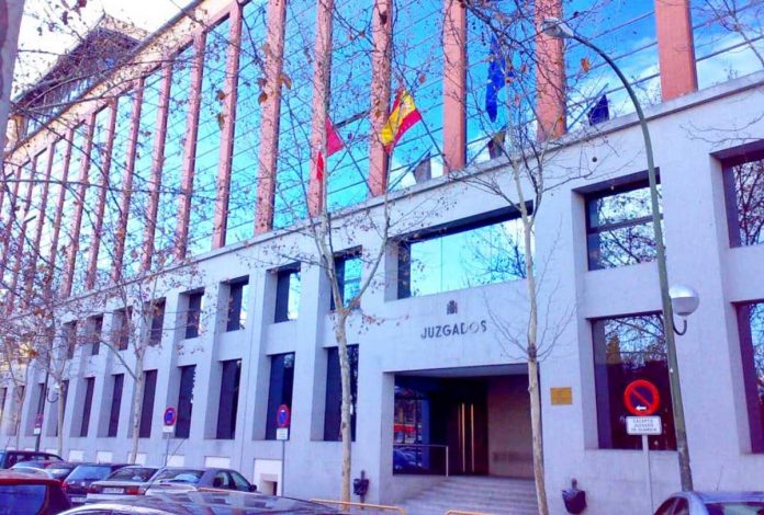 La Comunidad de Madrid actuará como acusación popular en el asesinato de una mujer y su hija en Móstoles