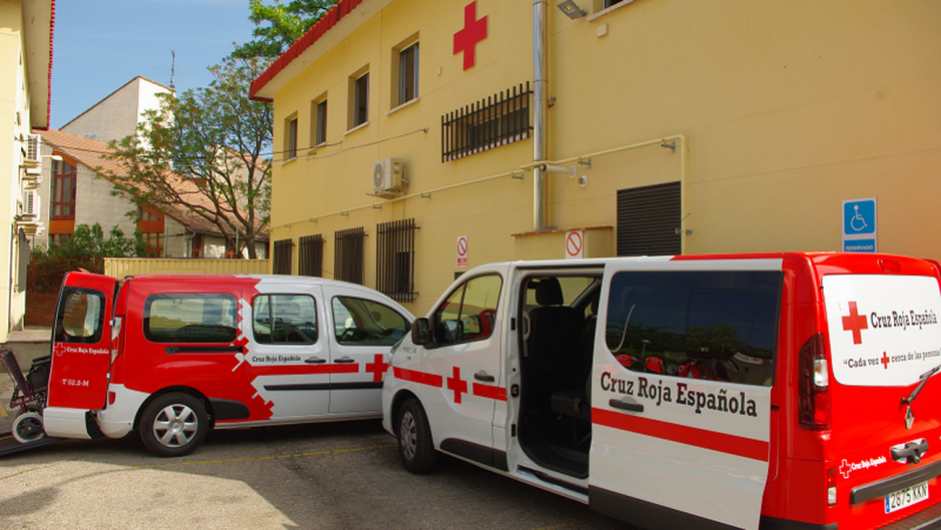 Hasta 600 mayores de Móstoles utilizan el servicio de teleasistencia de Cruz Roja