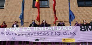 Móstoles sale a la calle para pedir igualdad de derechos entre hombres y mujeres